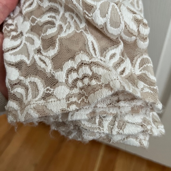 Show me your mumu lace dress - Picture 2 of 3